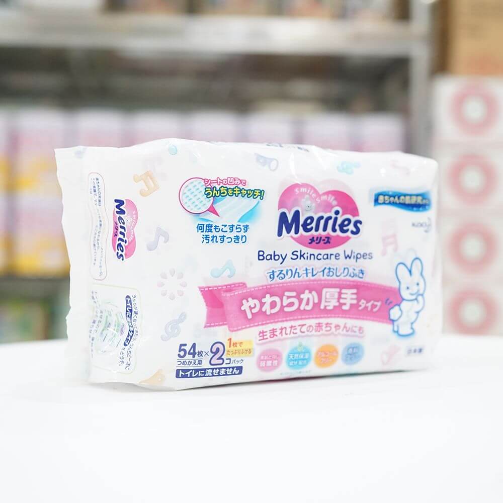 co nen dung khan uot cho tre so sinh