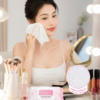 Khăn ướt tẩy trang dành cho các chị đẹp